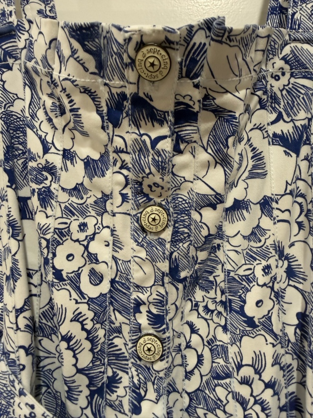 Cing à Sept Floral Print A-Line Dress.  Size 4 - Picture 10 of 12